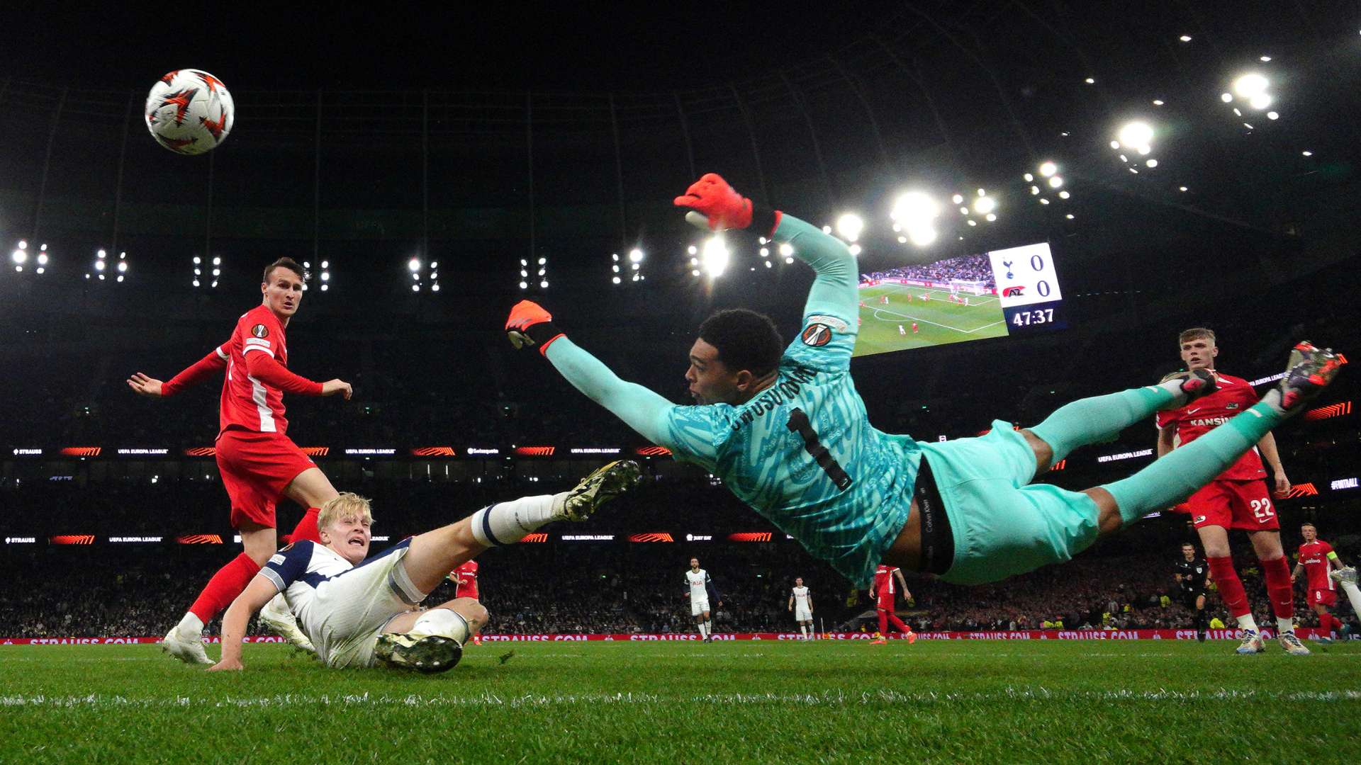 露了球队在 露了球队在